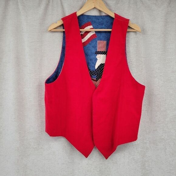 Reversible Patriotic Vest Quilt Patchwork Print Americana  and Red Corduroy - Picture 6 of 6